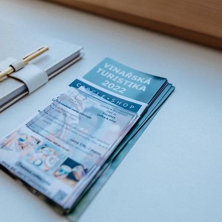 Apartman V Srdci Znojma „Jako Doma“ Зноймо Екстер'єр фото